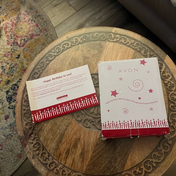 Avon President’s Club  Member’s Happy Birthday Gift  from 2010- Jotter Pad - Picture 4 of 5